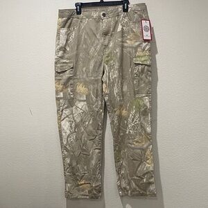 RING ON FIRE Jogeer Men's Camouflage Cargo Pants. Size 36